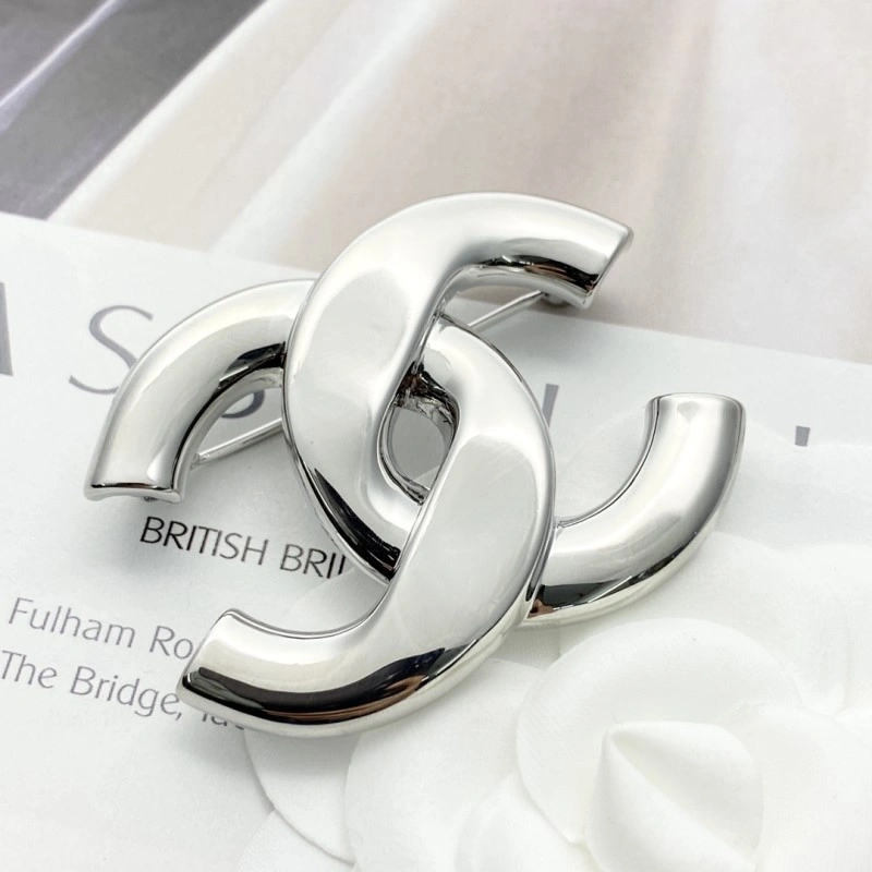 Chanel Brooches Stylish 220302