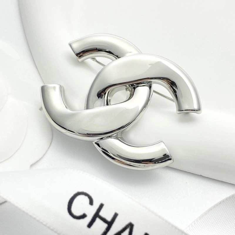 Chanel Brooches Stylish 220302