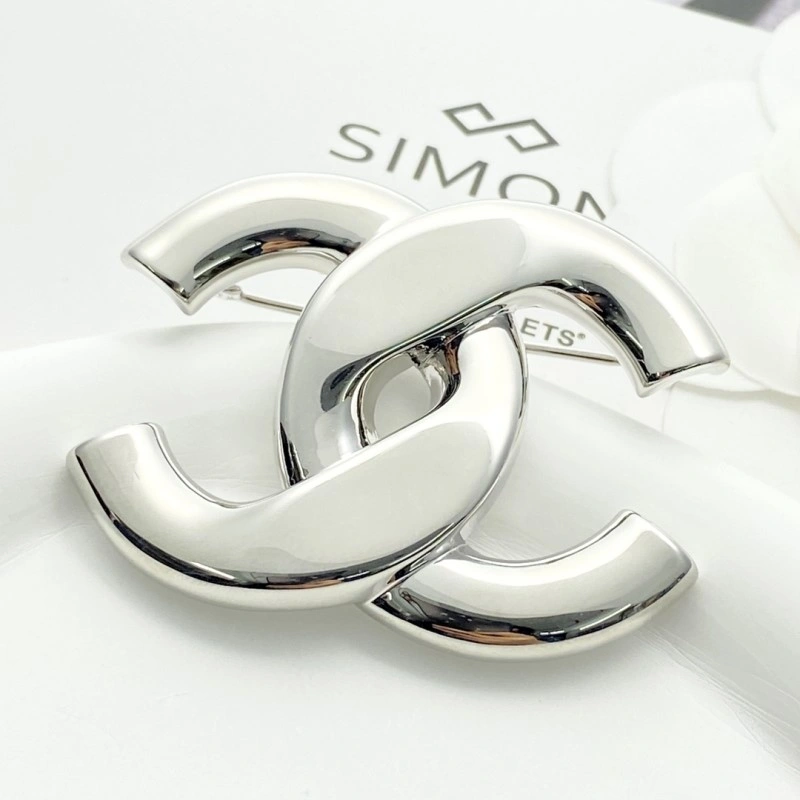 Chanel Brooches Stylish 220302