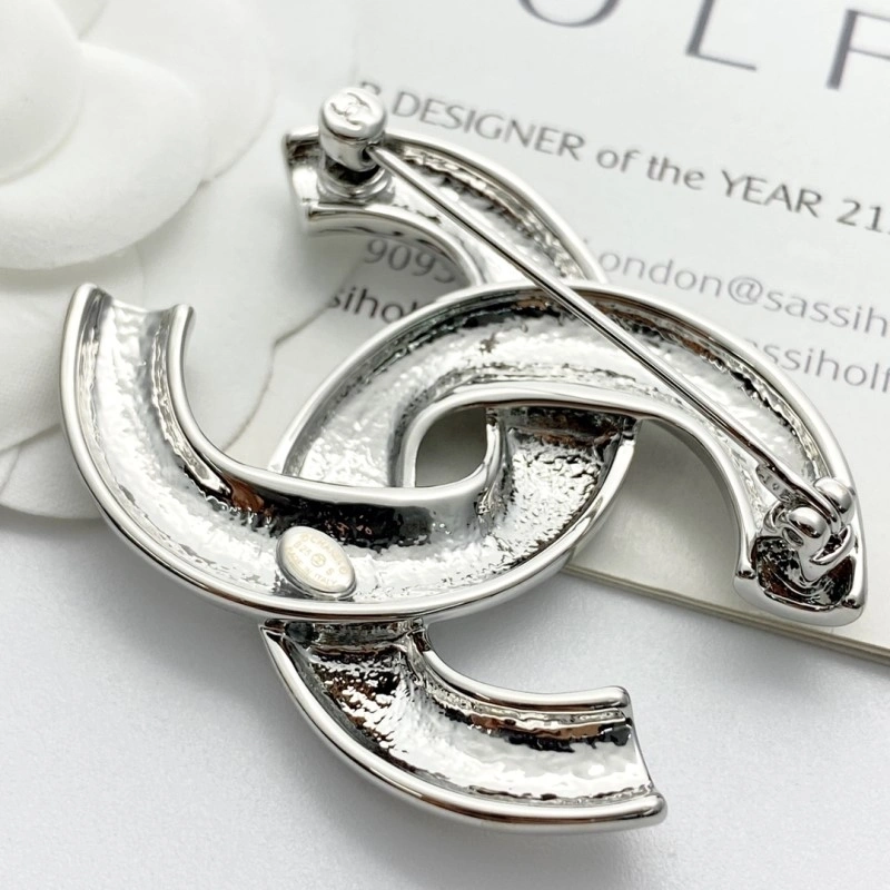 Chanel Brooches Stylish 220302