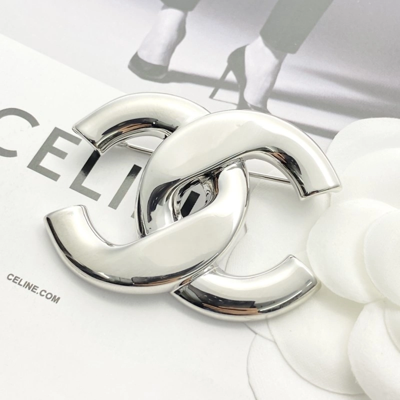 Chanel Brooches Stylish 220302