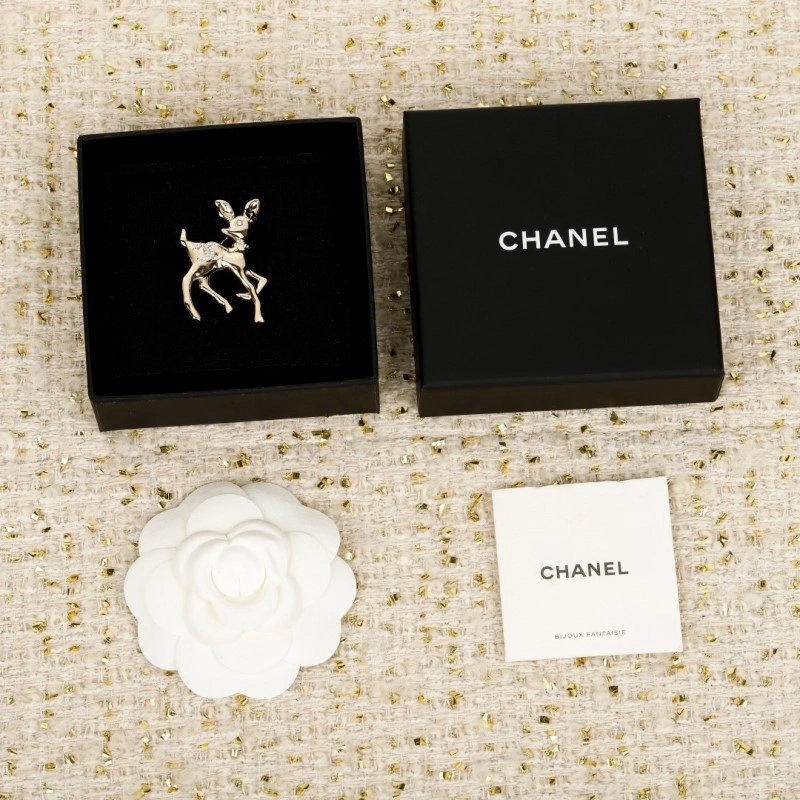 Chanel Brooches Reliable 220286