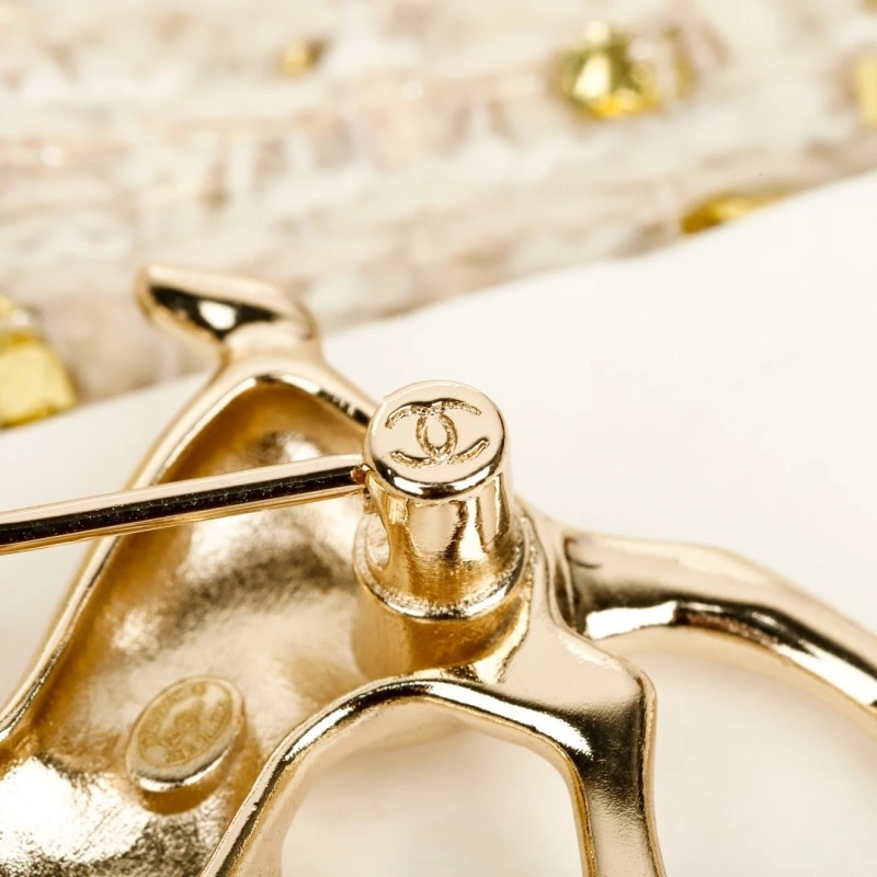 Chanel Brooches Reliable 220286