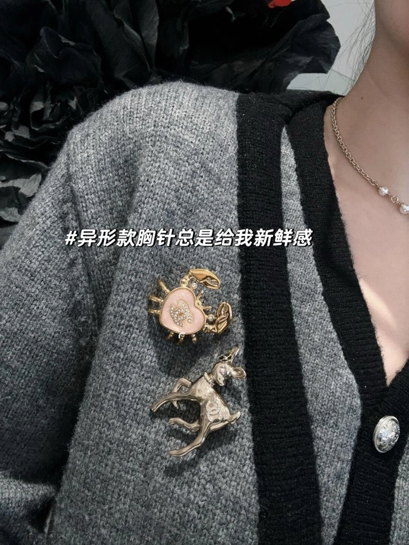 Chanel Brooches Reliable 220286