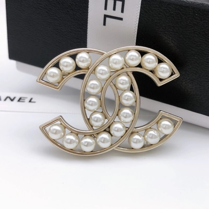 Chanel Brooches UrbanStyle 220285