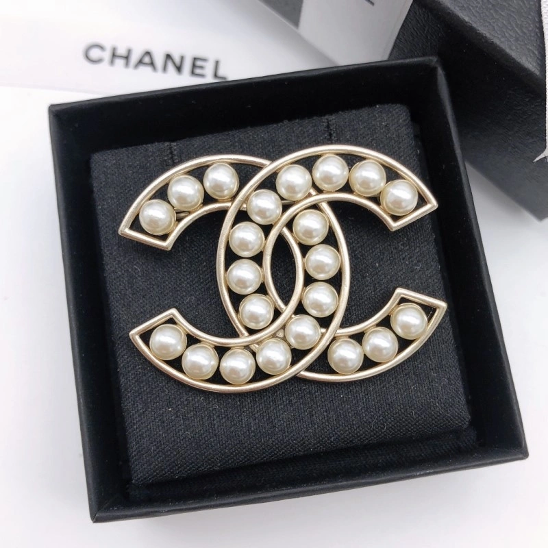 Chanel Brooches UrbanStyle 220285