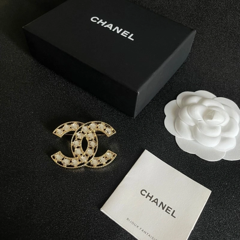 Chanel Brooches DailyWear 220276