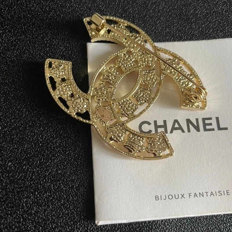 Chanel Brooches DailyWear 220276