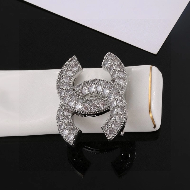 Neat Chanel Brooches 220311