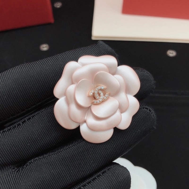 Youthful Chanel Brooches 220288