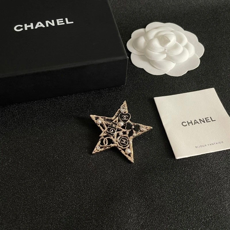 Chanel Brooches TechFriendly 220266