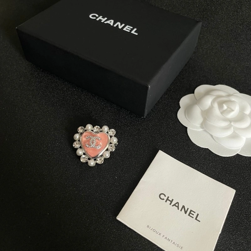 Chanel Brooches Sophisticated 220274