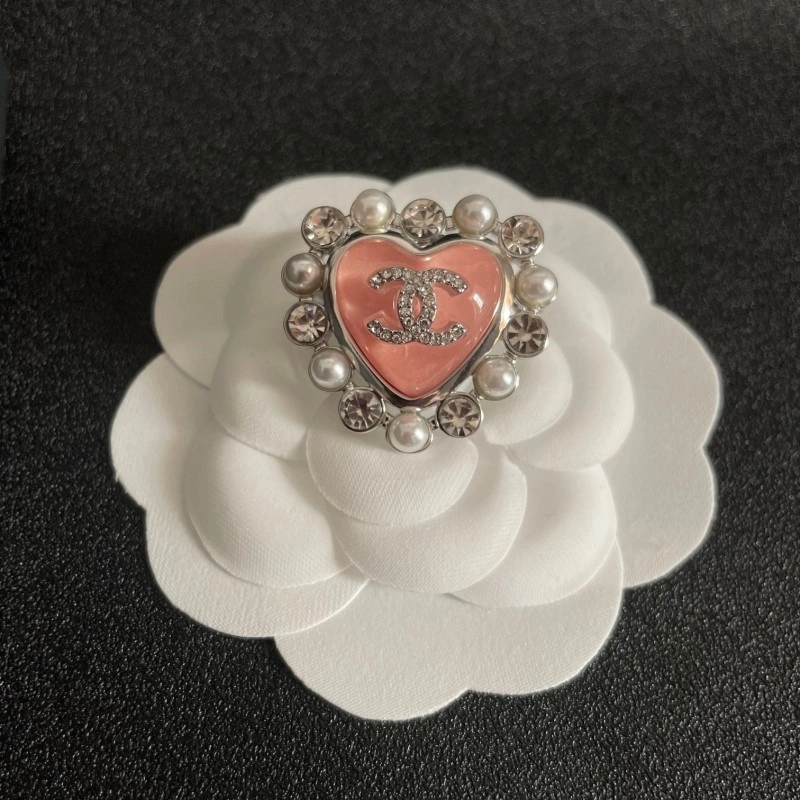 Chanel Brooches Sophisticated 220274