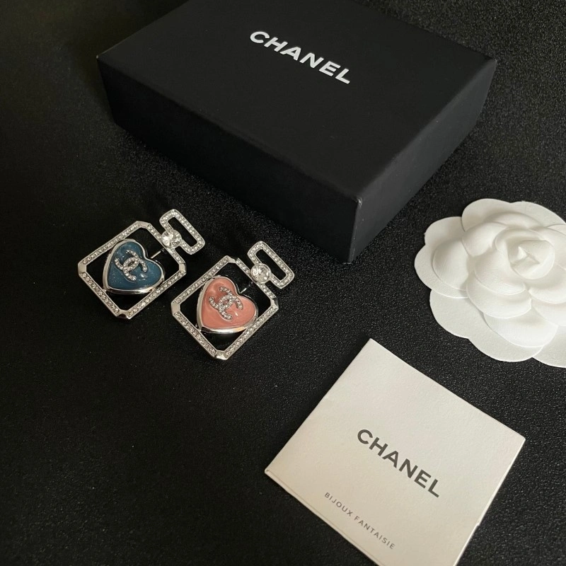 Chanel Brooches Breathable 220264