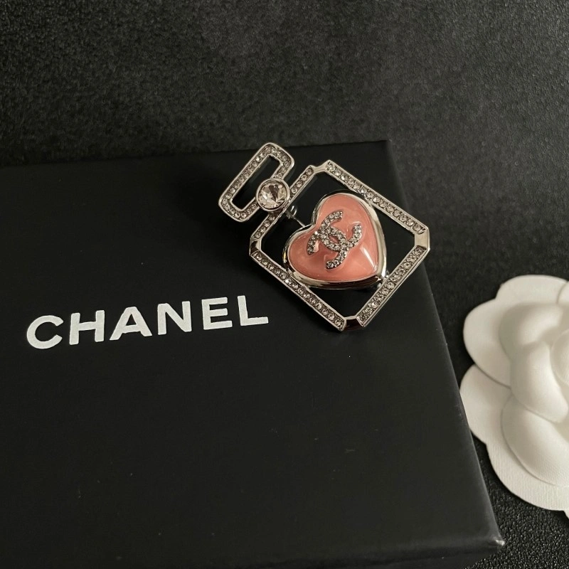 Chanel Brooches Breathable 220264
