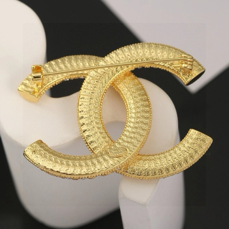 Attractive Chanel Brooches 220273