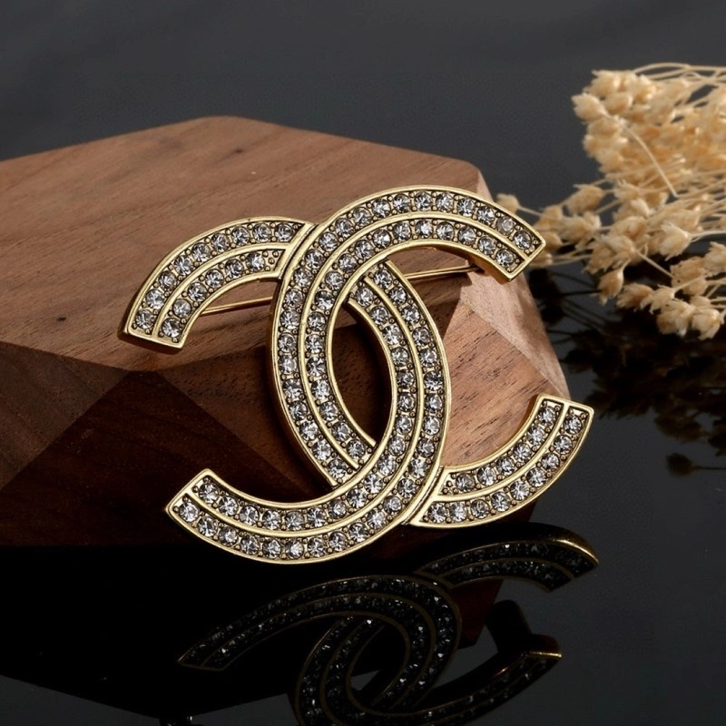 Youthful Chanel Brooches 220269