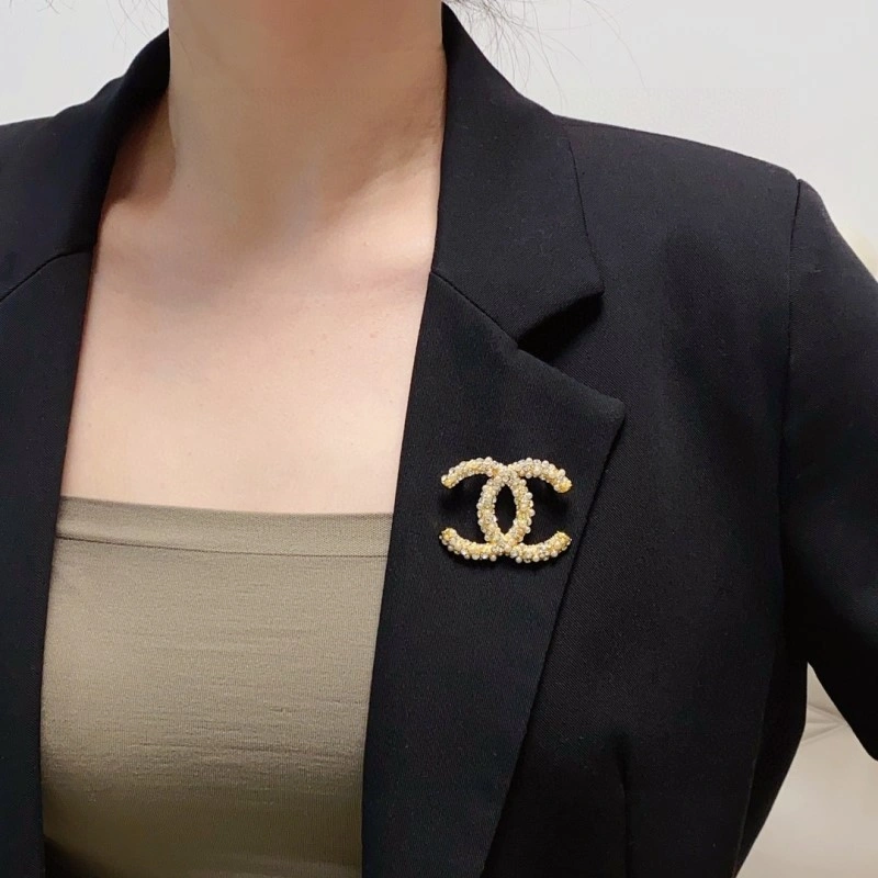 Chanel Brooches FreshLook 220252