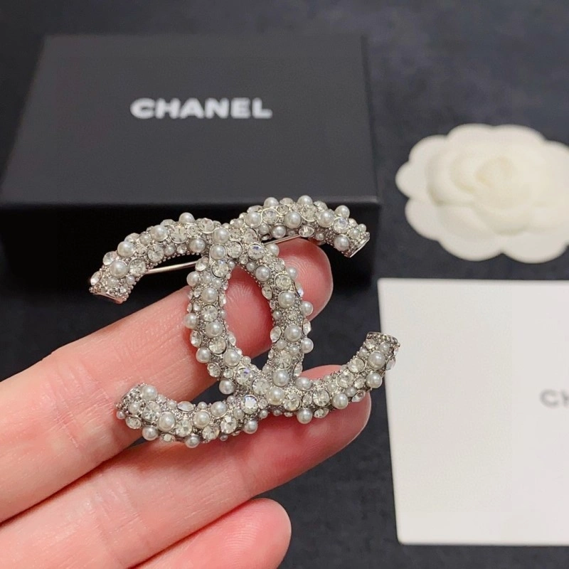 Chanel Brooches FreshLook 220252