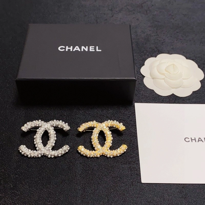 Chanel Brooches FreshLook 220252