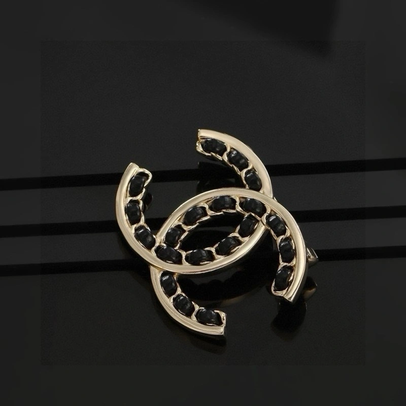 Trendsetting Chanel Brooches 220253
