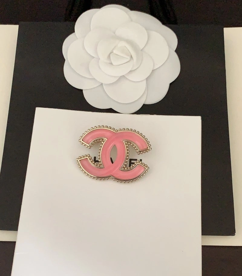 HighQuality Chanel Brooches 220243