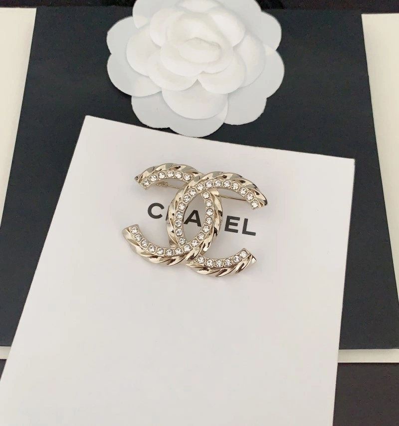 Casual Chanel Brooches 220237