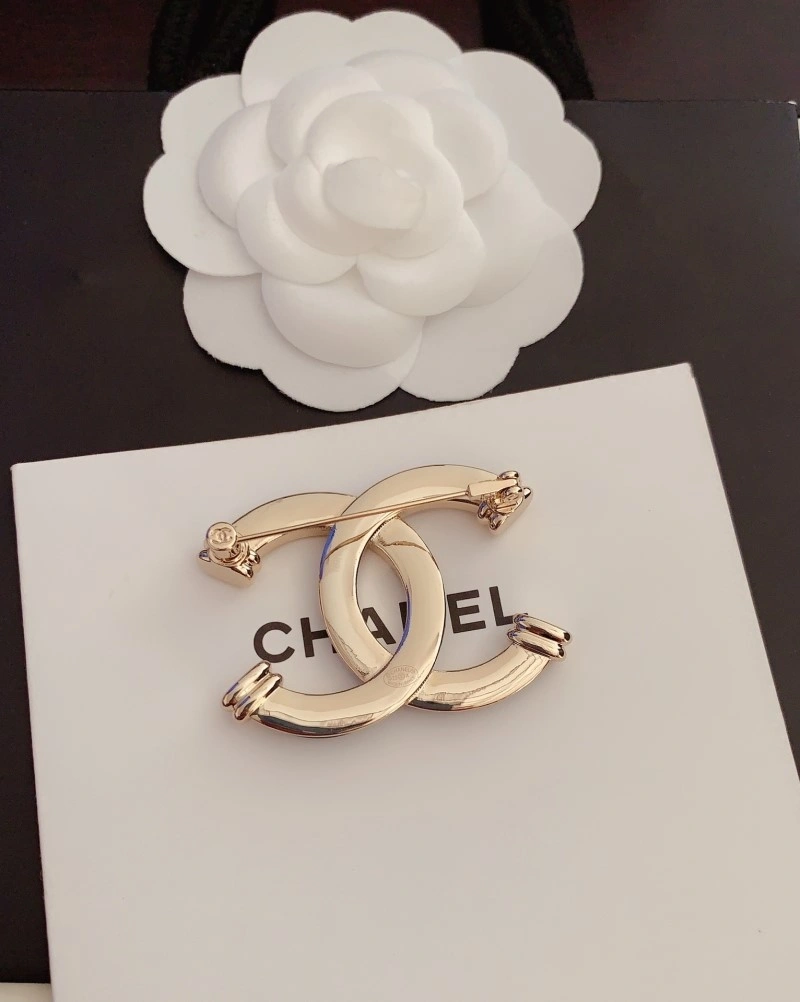 Chanel Brooches FastDry 220257