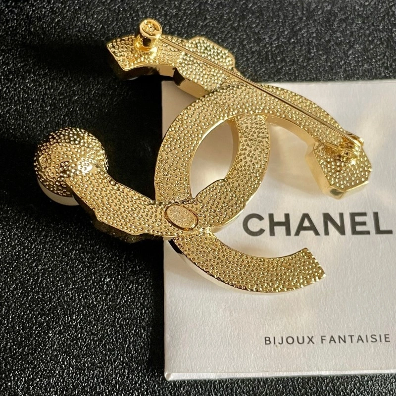 Chanel Brooches Flexible 220259