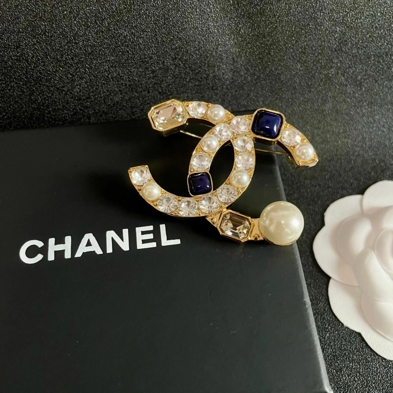 Chanel Brooches Flexible 220259
