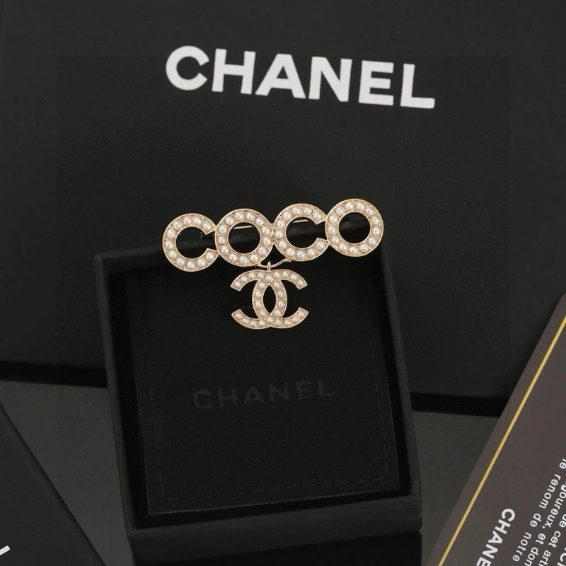 Chanel Brooches FreshLook 220251
