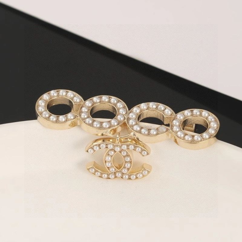 Chanel Brooches FreshLook 220251