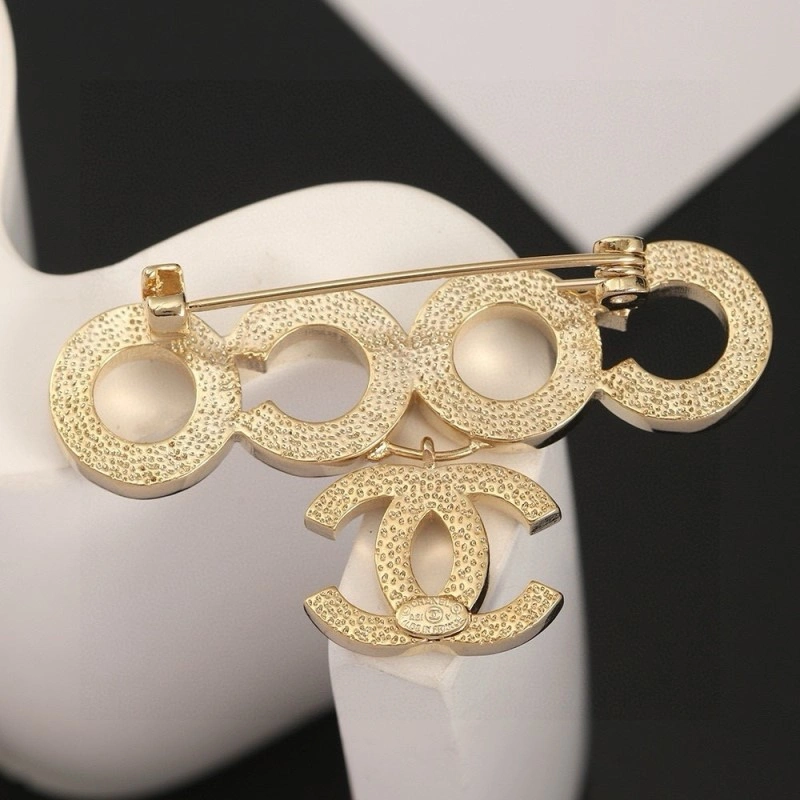 Chanel Brooches FreshLook 220251