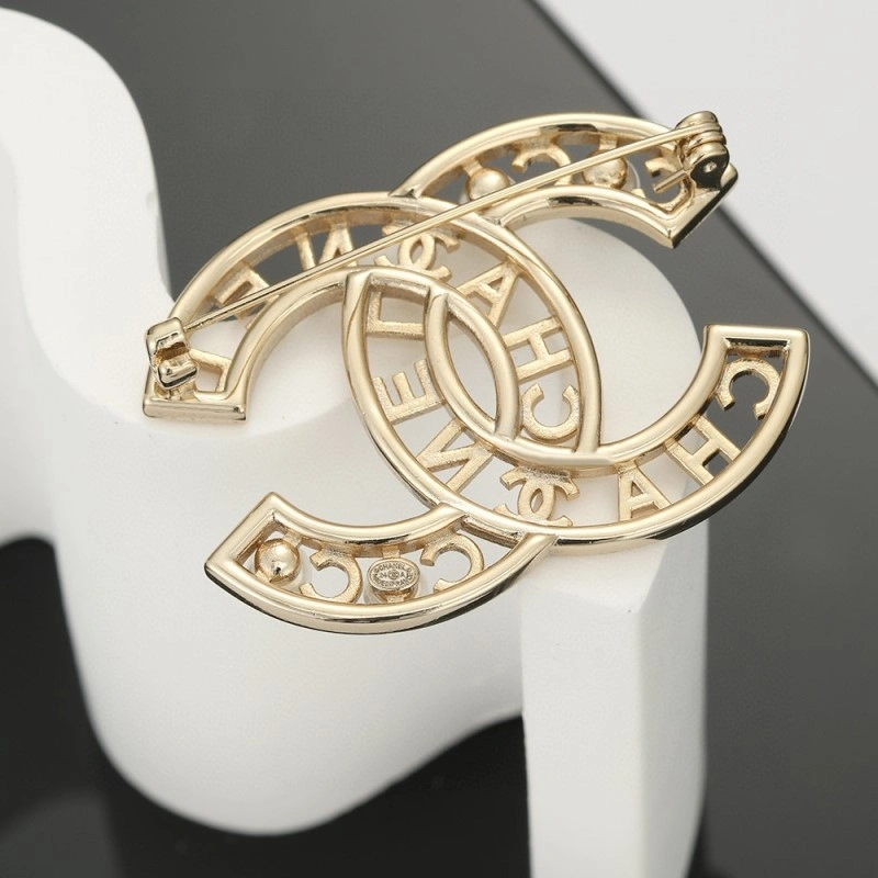 WeatherProof Chanel Brooches 220240
