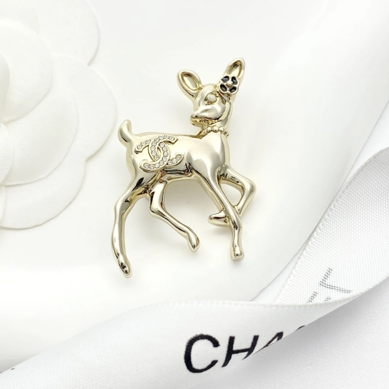 Youthful Chanel Brooches 220261
