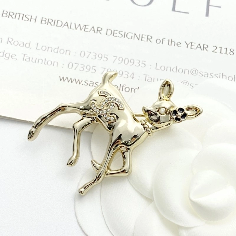 Youthful Chanel Brooches 220261