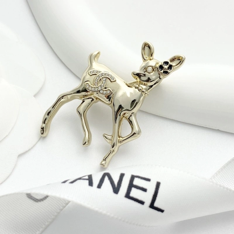 Youthful Chanel Brooches 220261