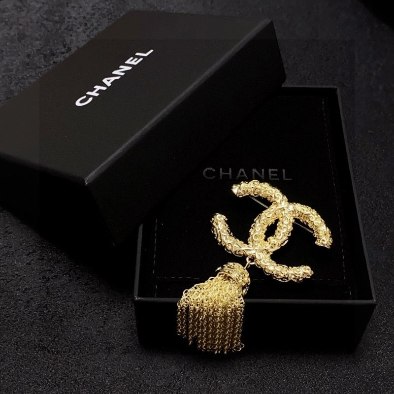 Chanel Brooches EasyMatch 220239