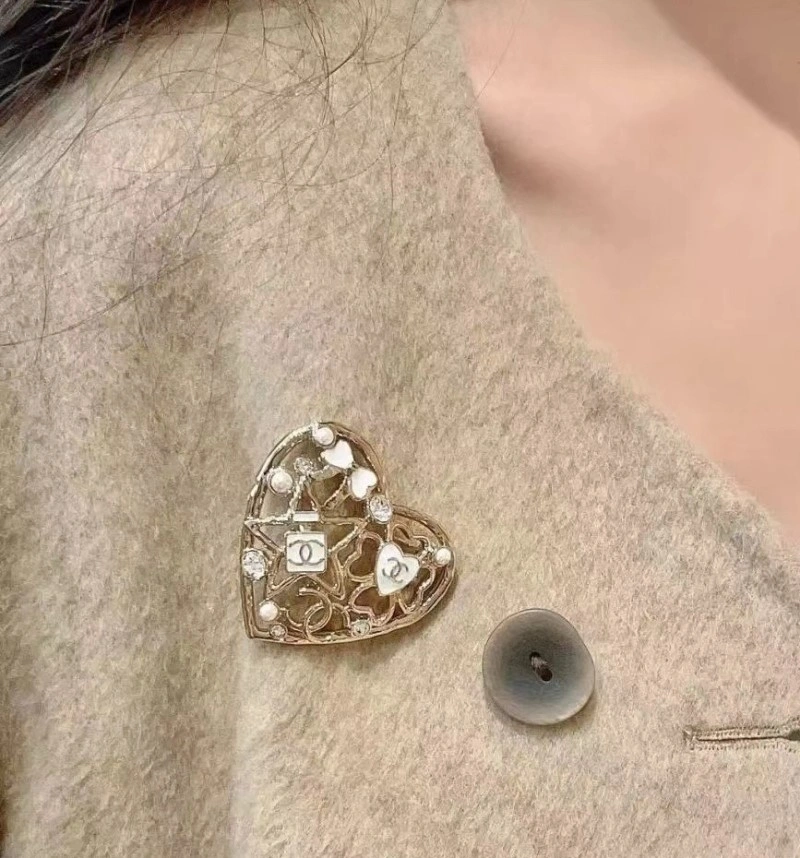Chanel Brooches ComfortFit 220309