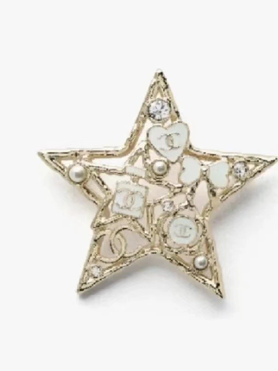 Chanel Brooches Neat 220235