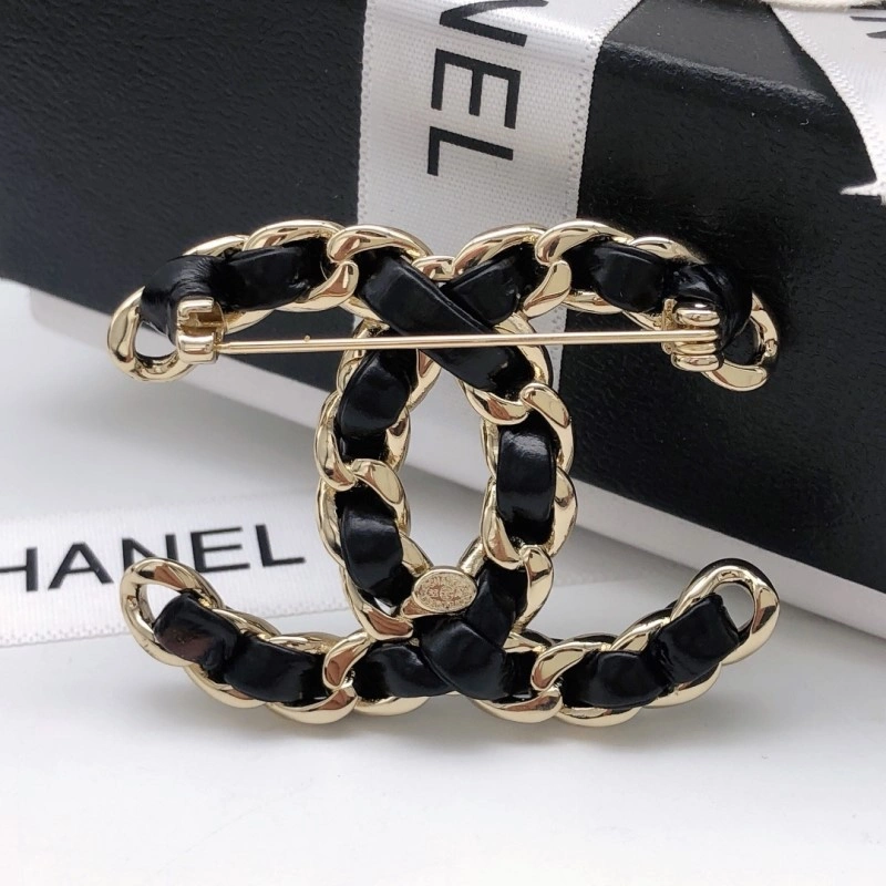 Reliable Chanel Brooches 220294