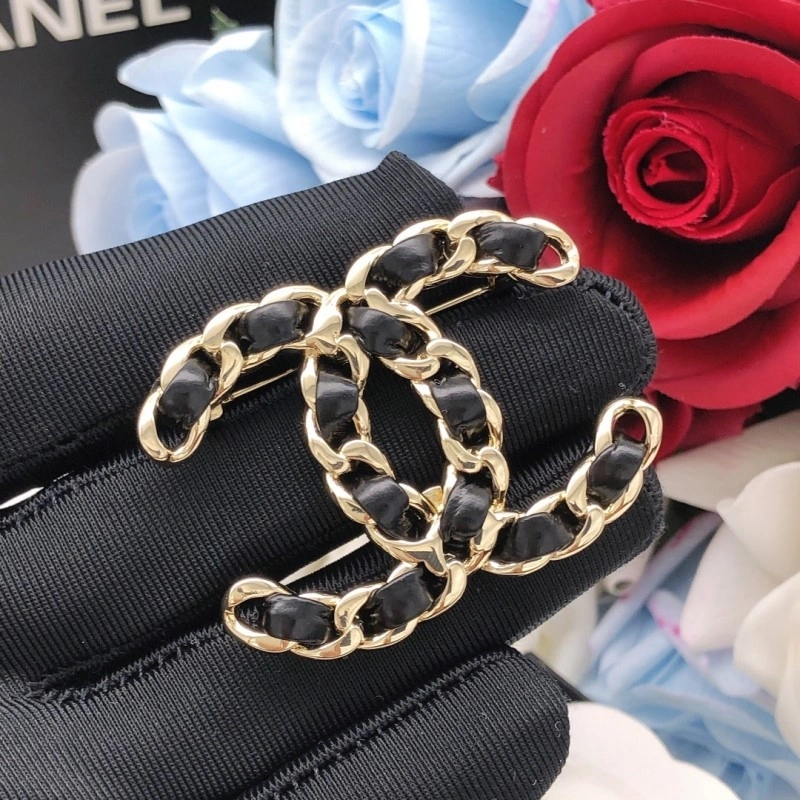 Reliable Chanel Brooches 220294