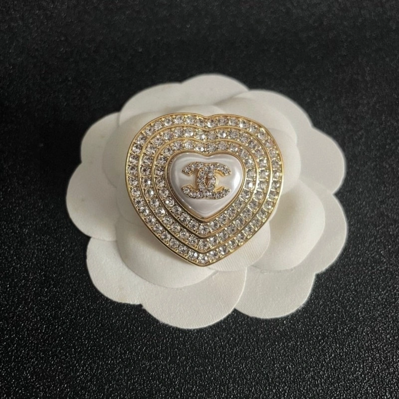 WaterResistant Chanel Brooches 220227
