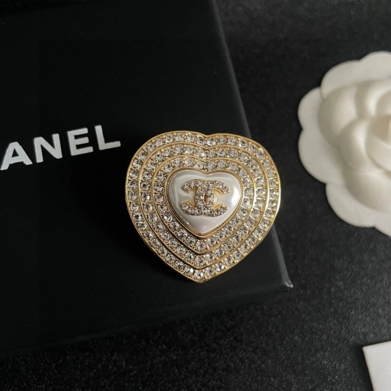 WaterResistant Chanel Brooches 220227