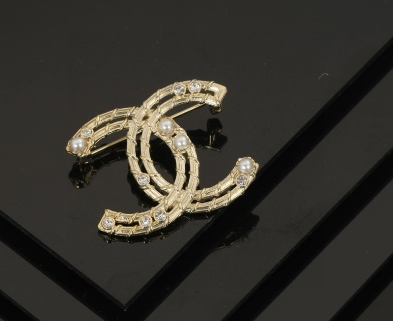 Chanel Brooches UrbanStyle 220218
