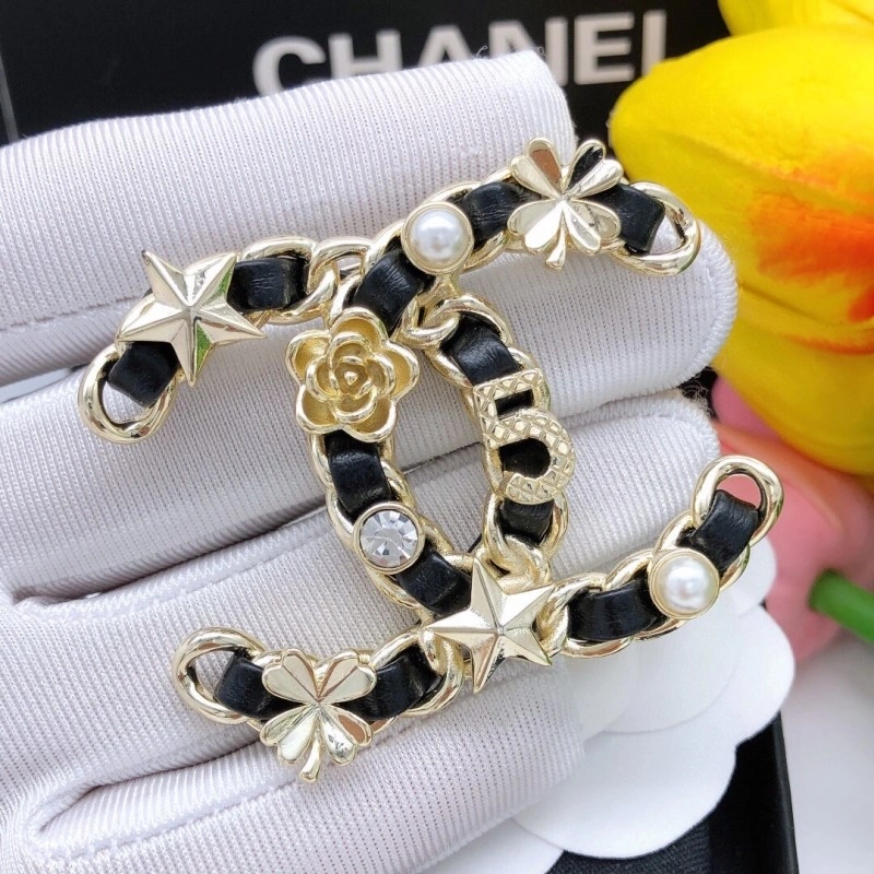 Contemporary Chanel Brooches 220220