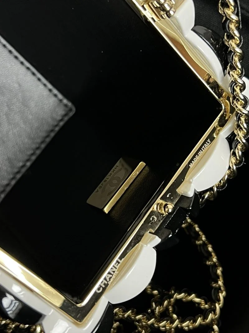 Flexible Chanel Bucket Bags 55455