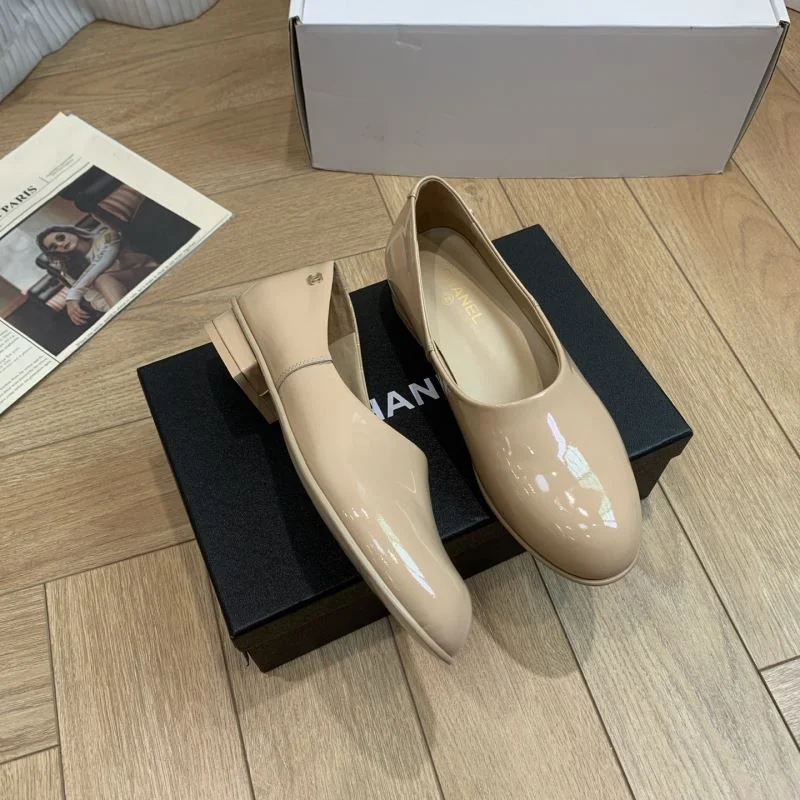 Chanel Business Shoes Sophisticated 19405