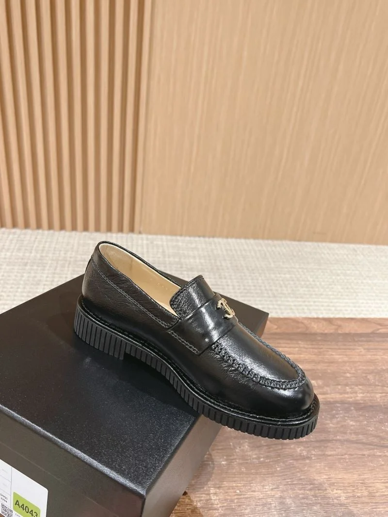 Chic Chanel Business Shoes 18472