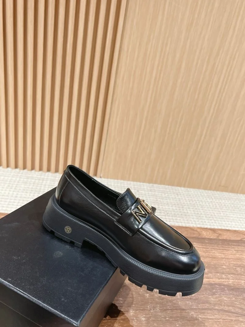 Durable Chanel Business Shoes 18351